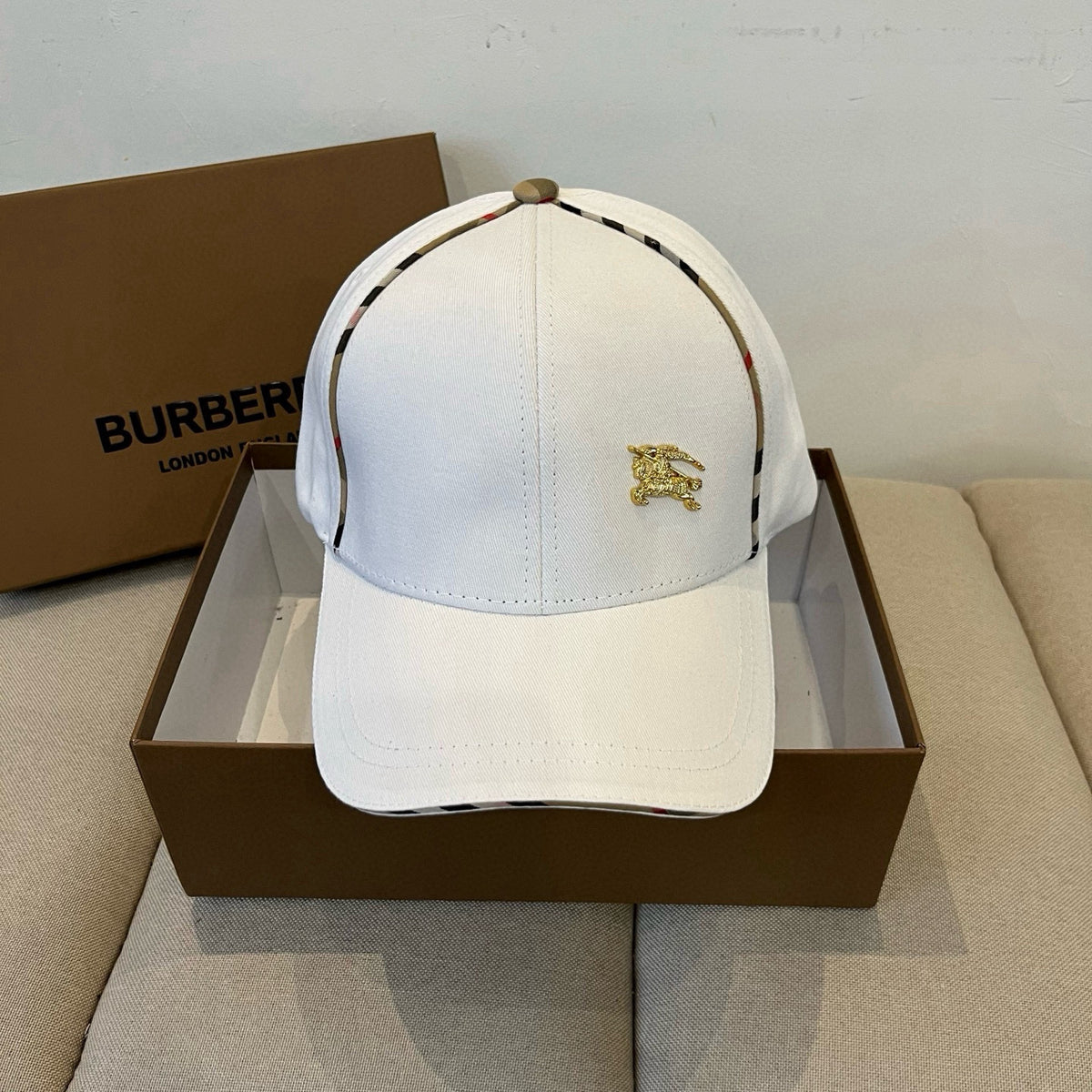 China Replica Burberry Hats 24usd Only