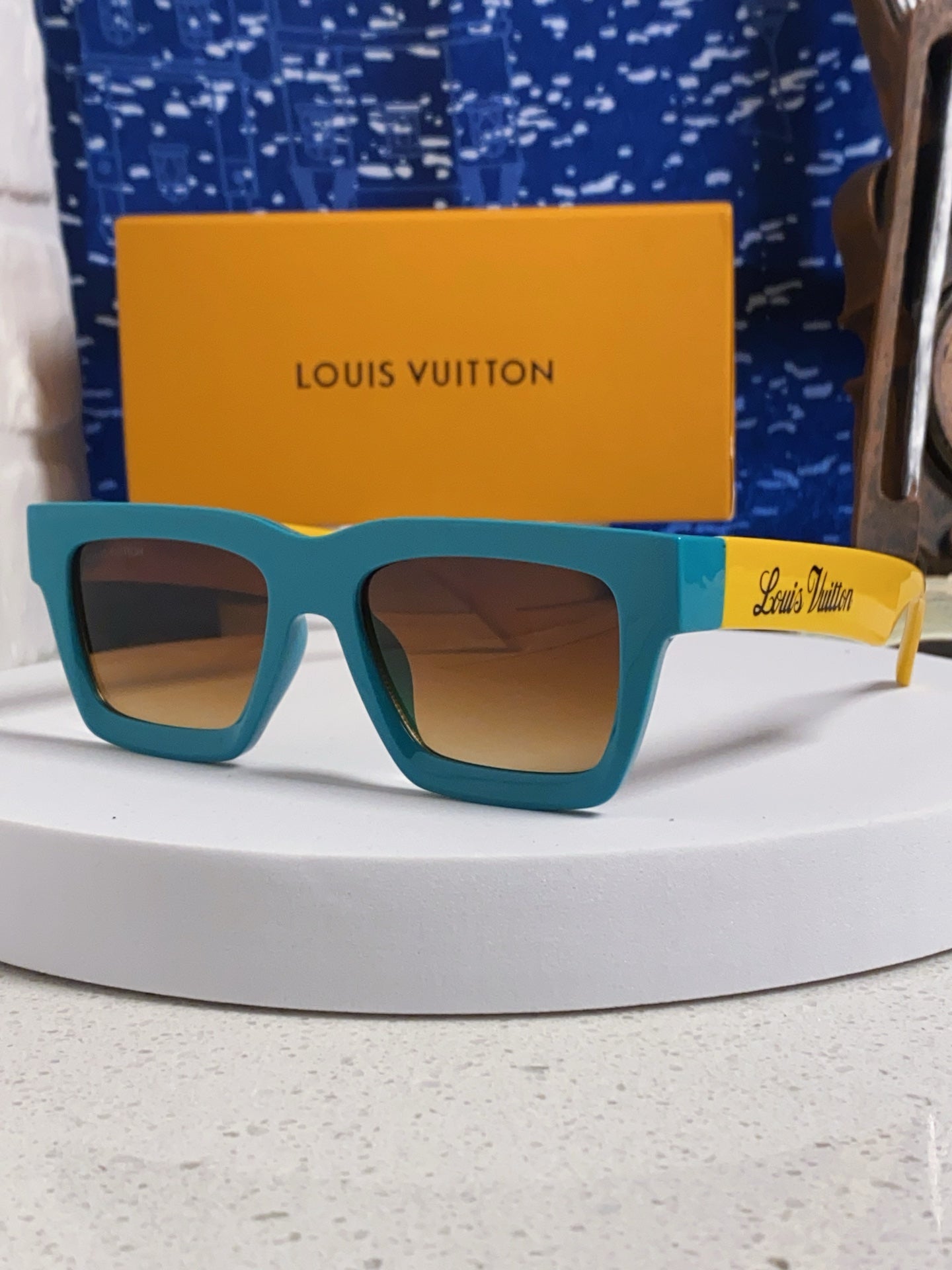 China Replica LV Sunglasses 32usd Only
