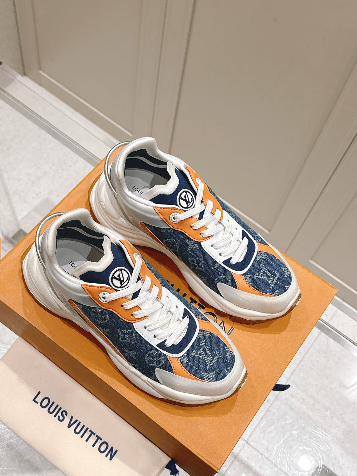 China Replica LV Women Shoes 136usd Only