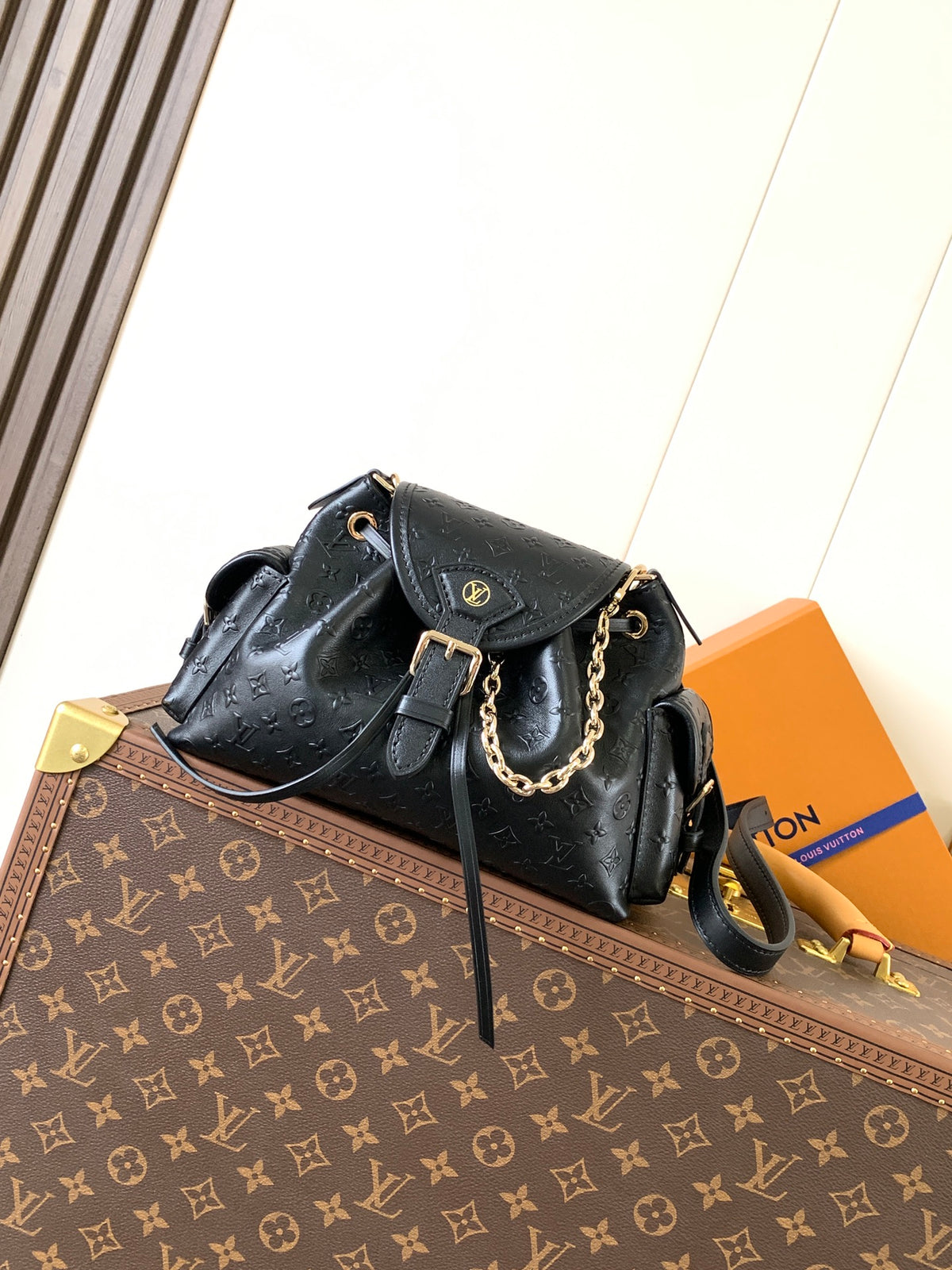 China Replica LV Handbags 195usd Only