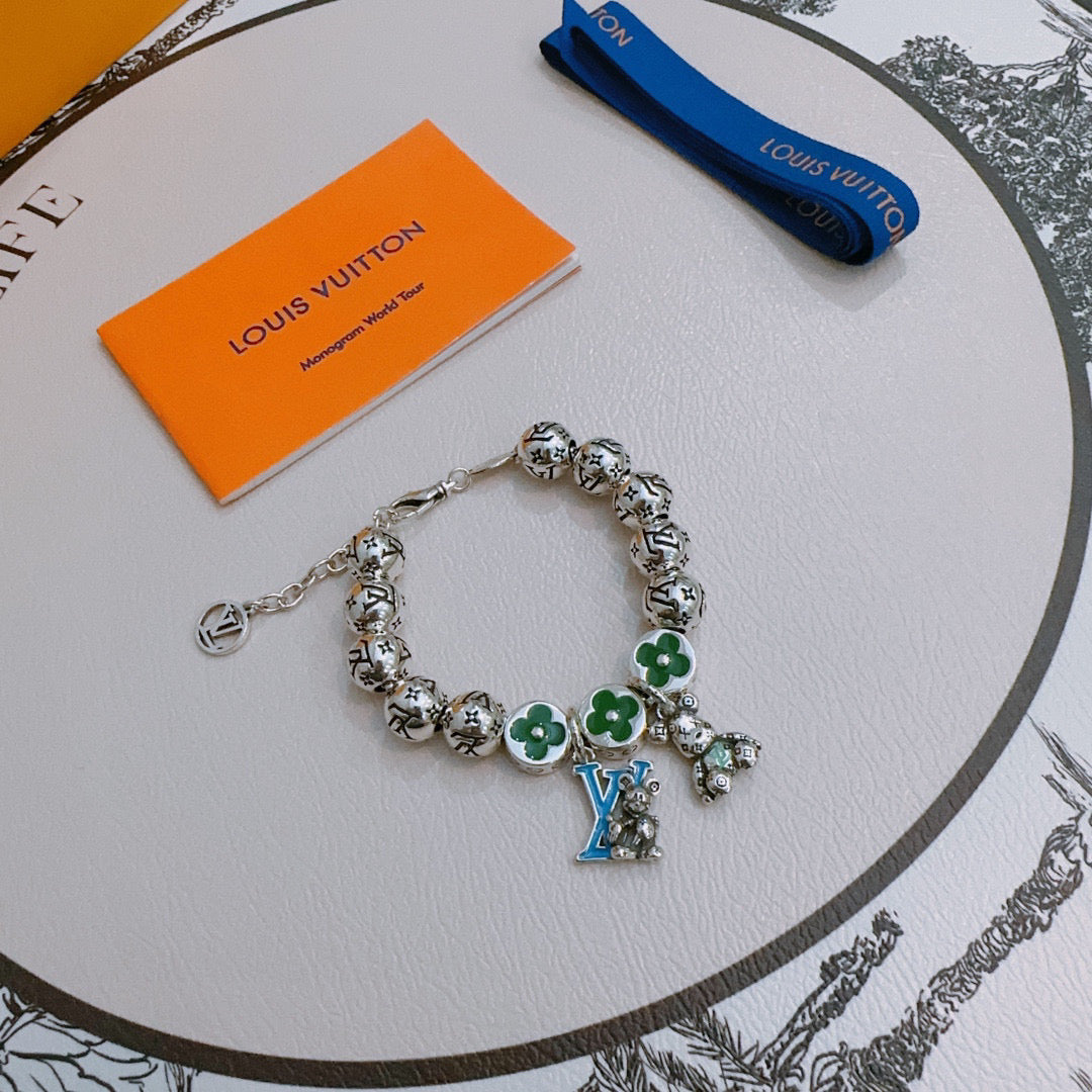 China Replica LV Necklaces 96usd Only