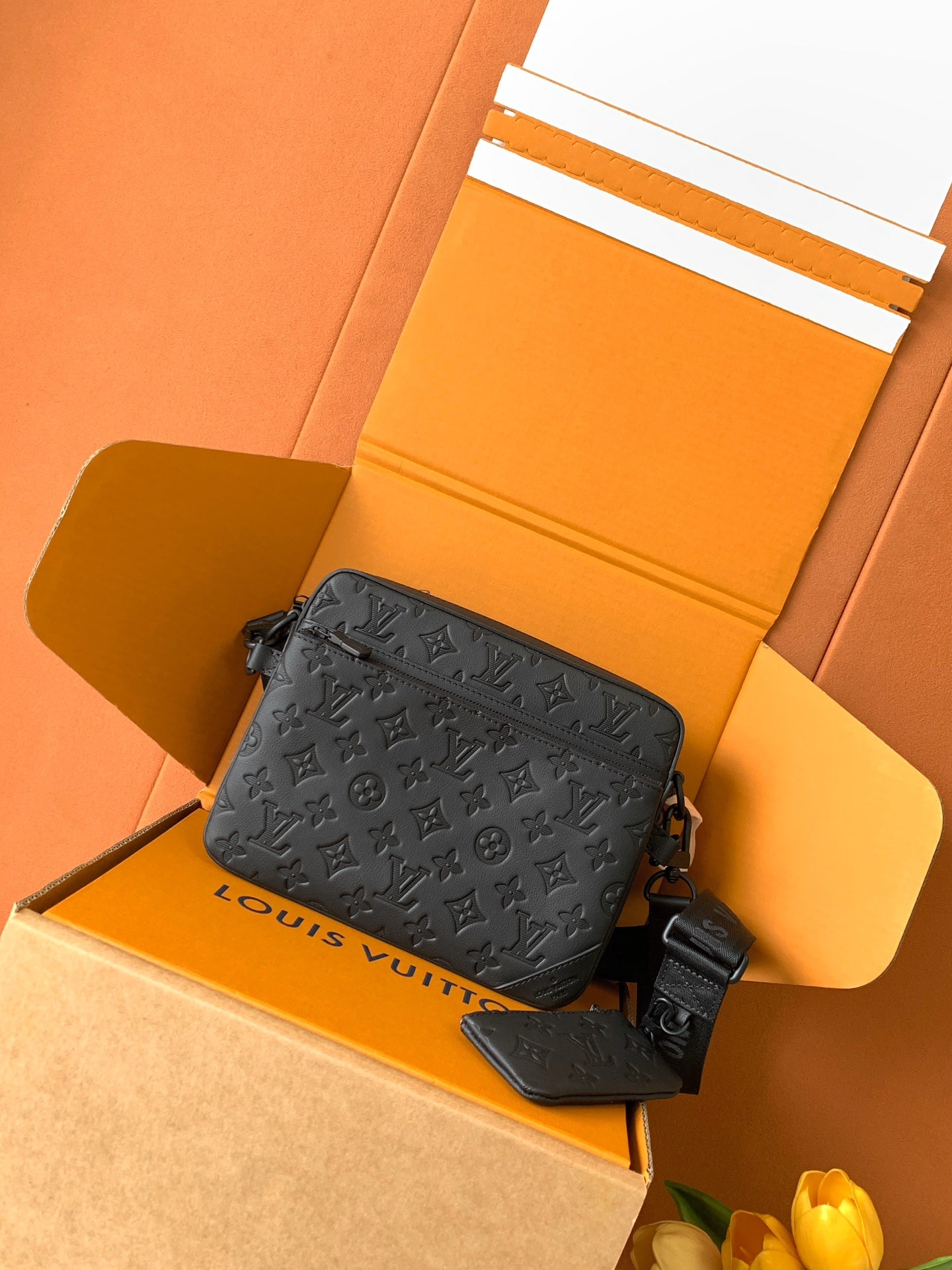 China Replica LV Handbags 306usd Only