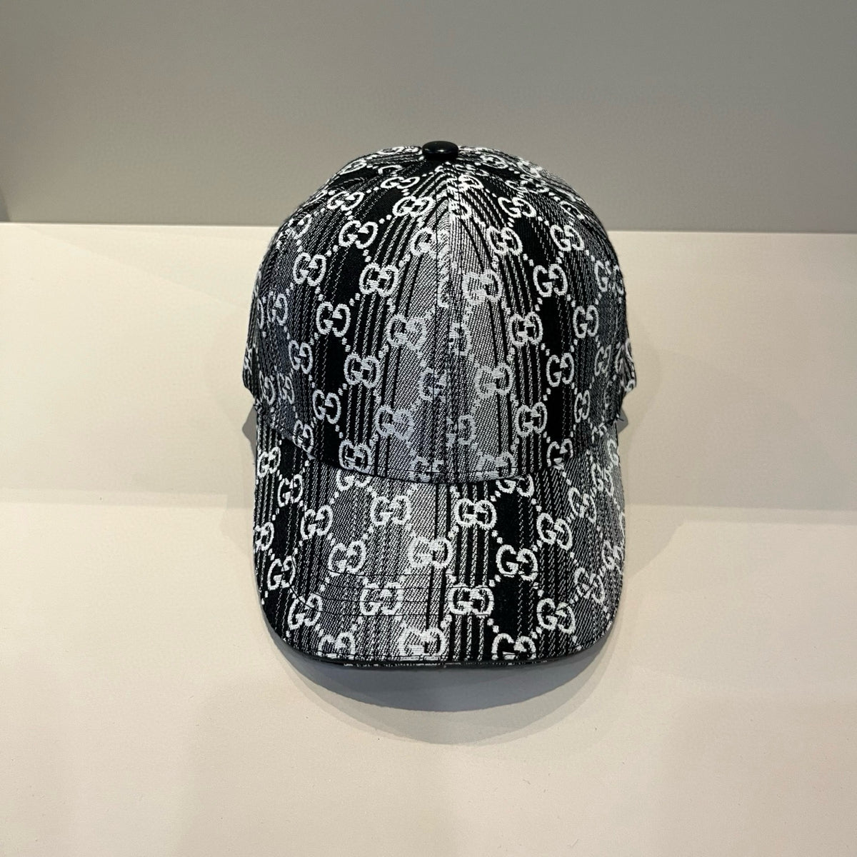 China Replica Gucci Hats 22usd Only