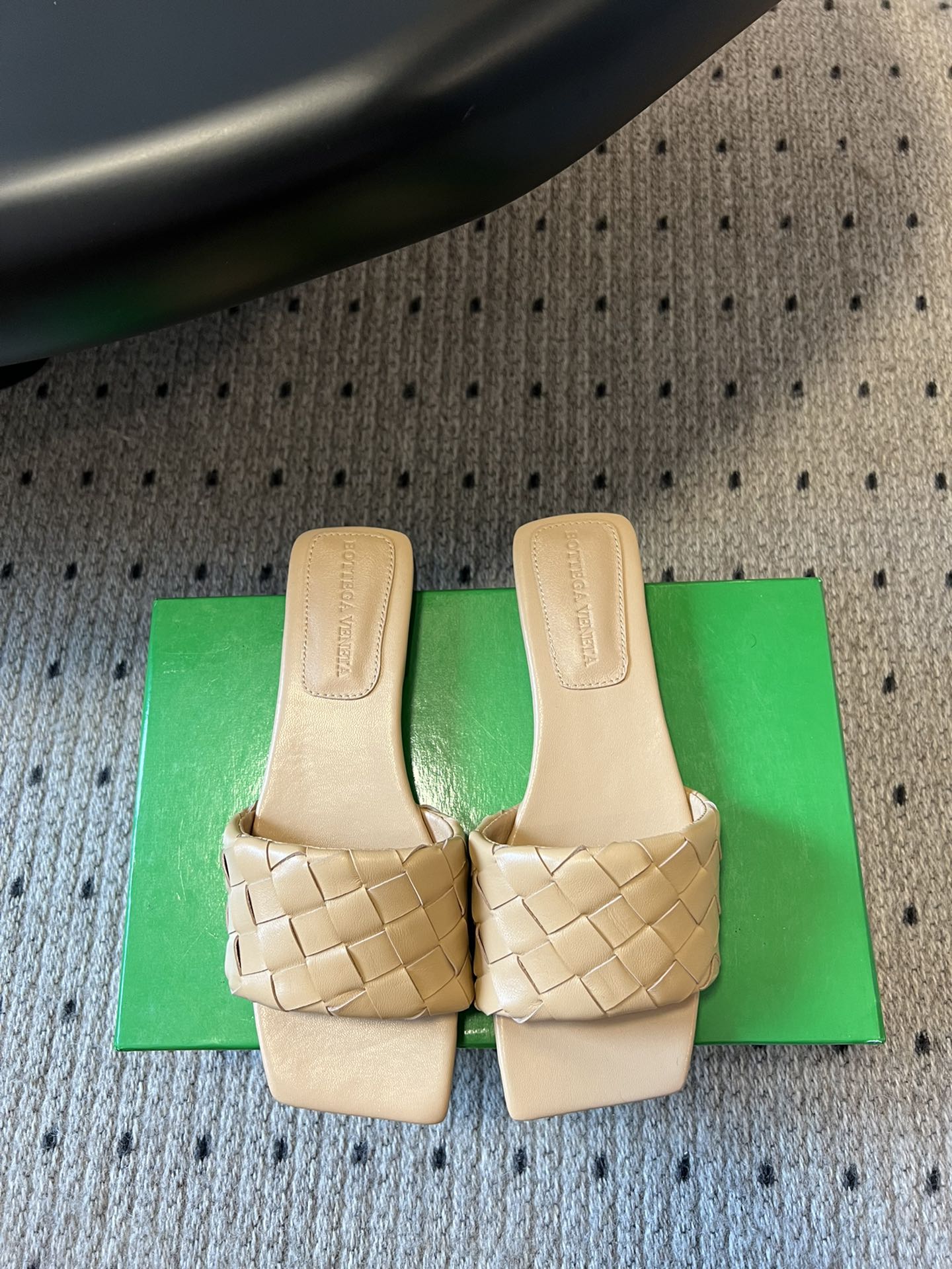China Replica Bottega Veneta Women Shoes 108usd Only