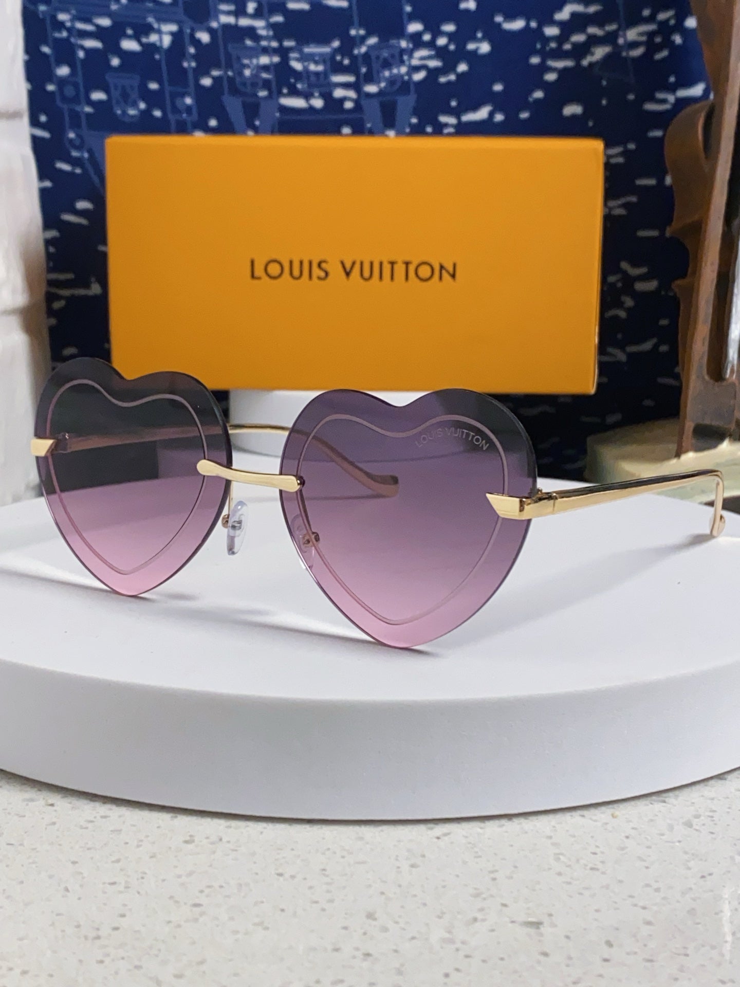 China Replica LV Sunglasses 32usd Only