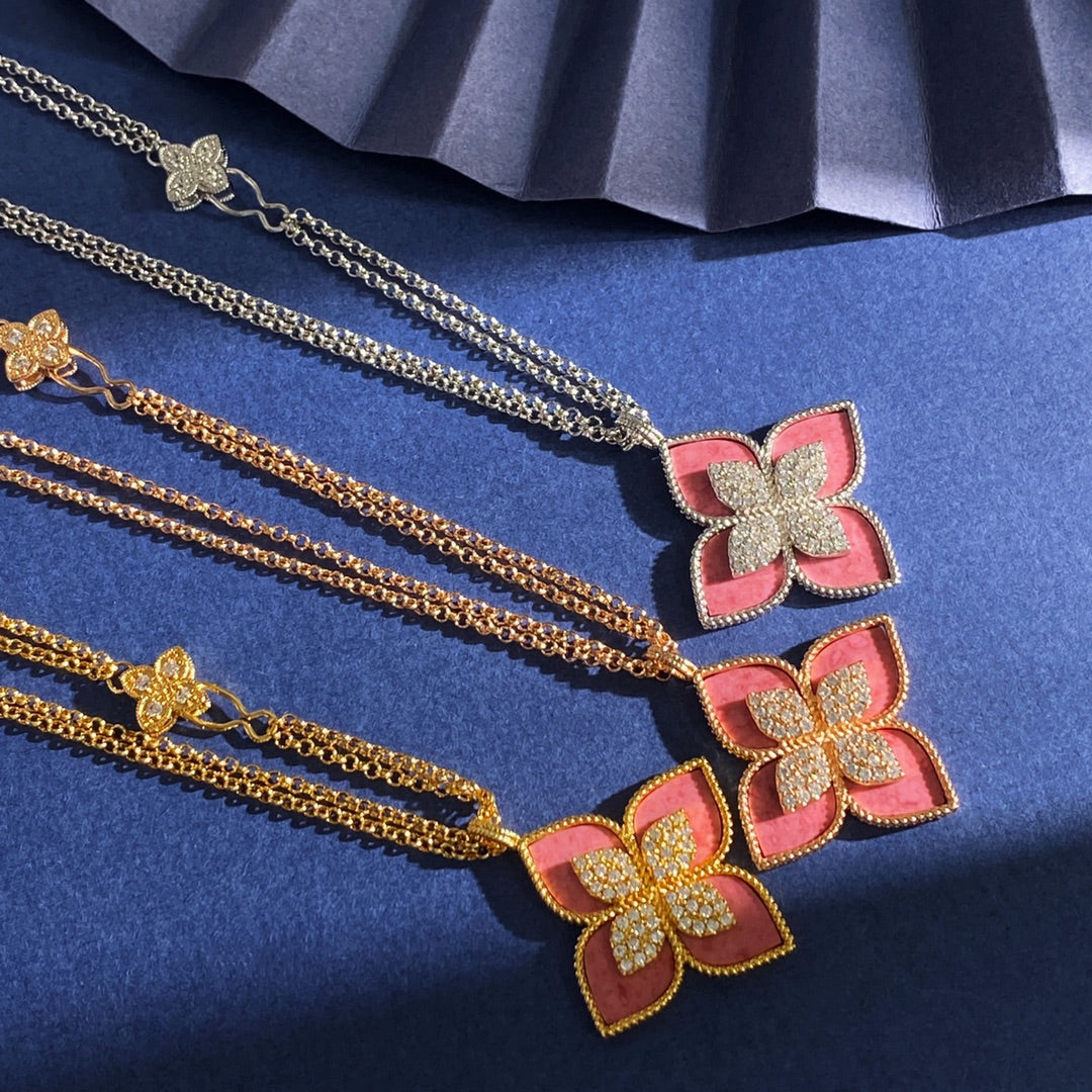 China Replica Van Cleef Arpels Necklaces 42usd Only