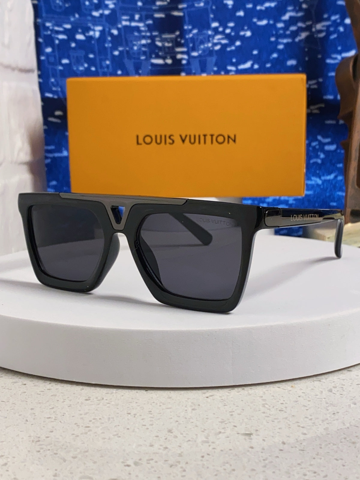 China Replica LV Sunglasses 28usd Only
