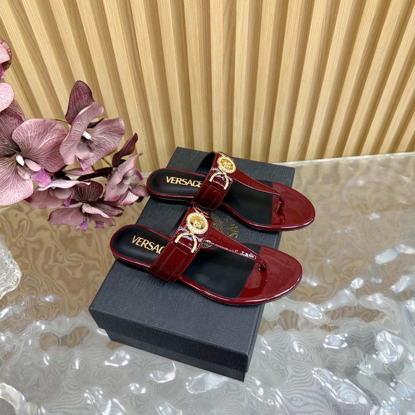 China Replica Versace Women Shoes 91usd Only