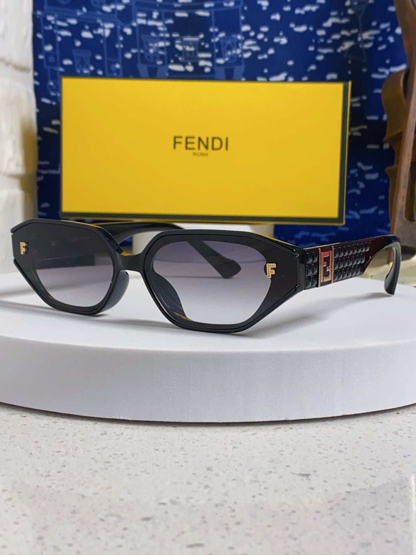 China Replica Fendi Sunglasses 30usd Only