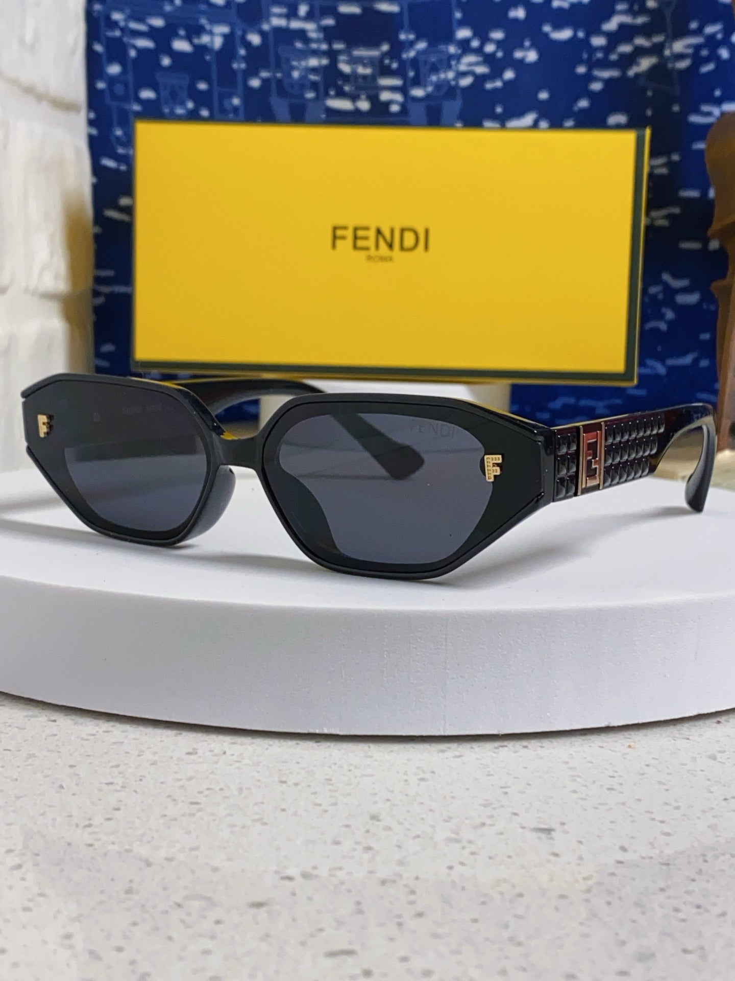 China Replica Fendi Sunglasses 30usd Only