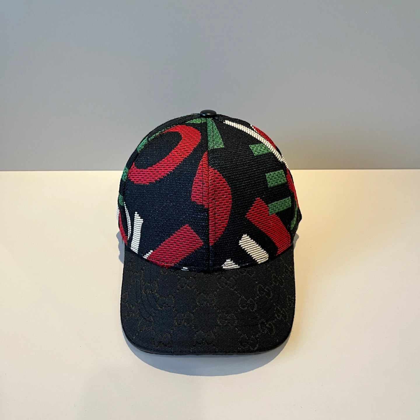 China Replica Gucci Hats 22usd Only