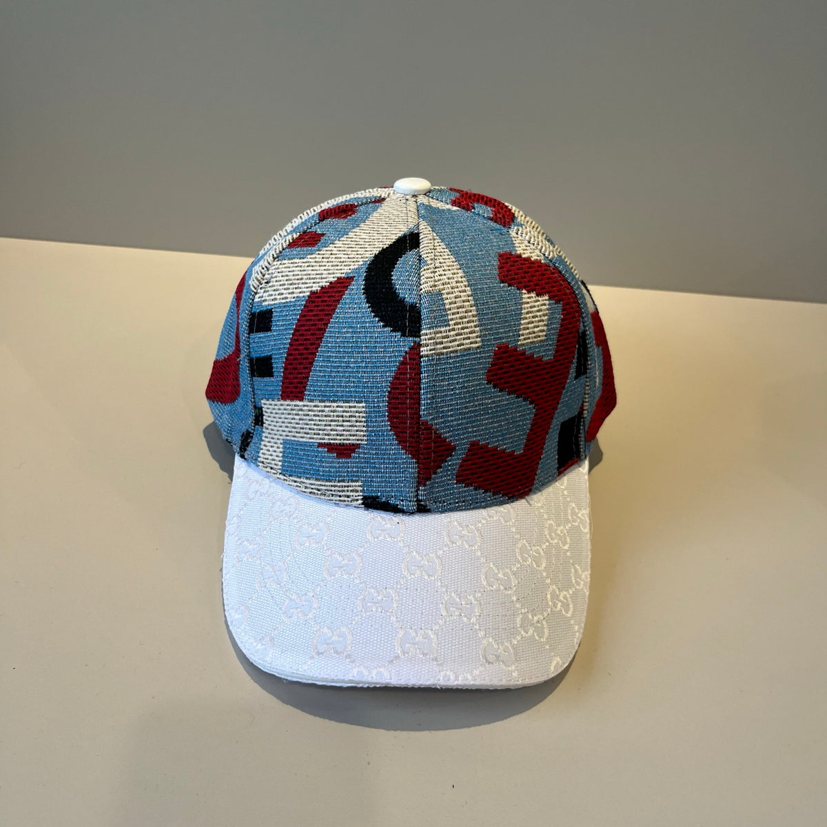 China Replica Gucci Hats 22usd Only