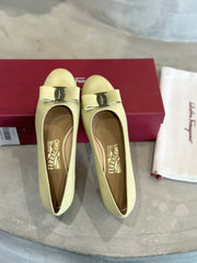 China Replica Ferragamo Women Shoes 98usd Only