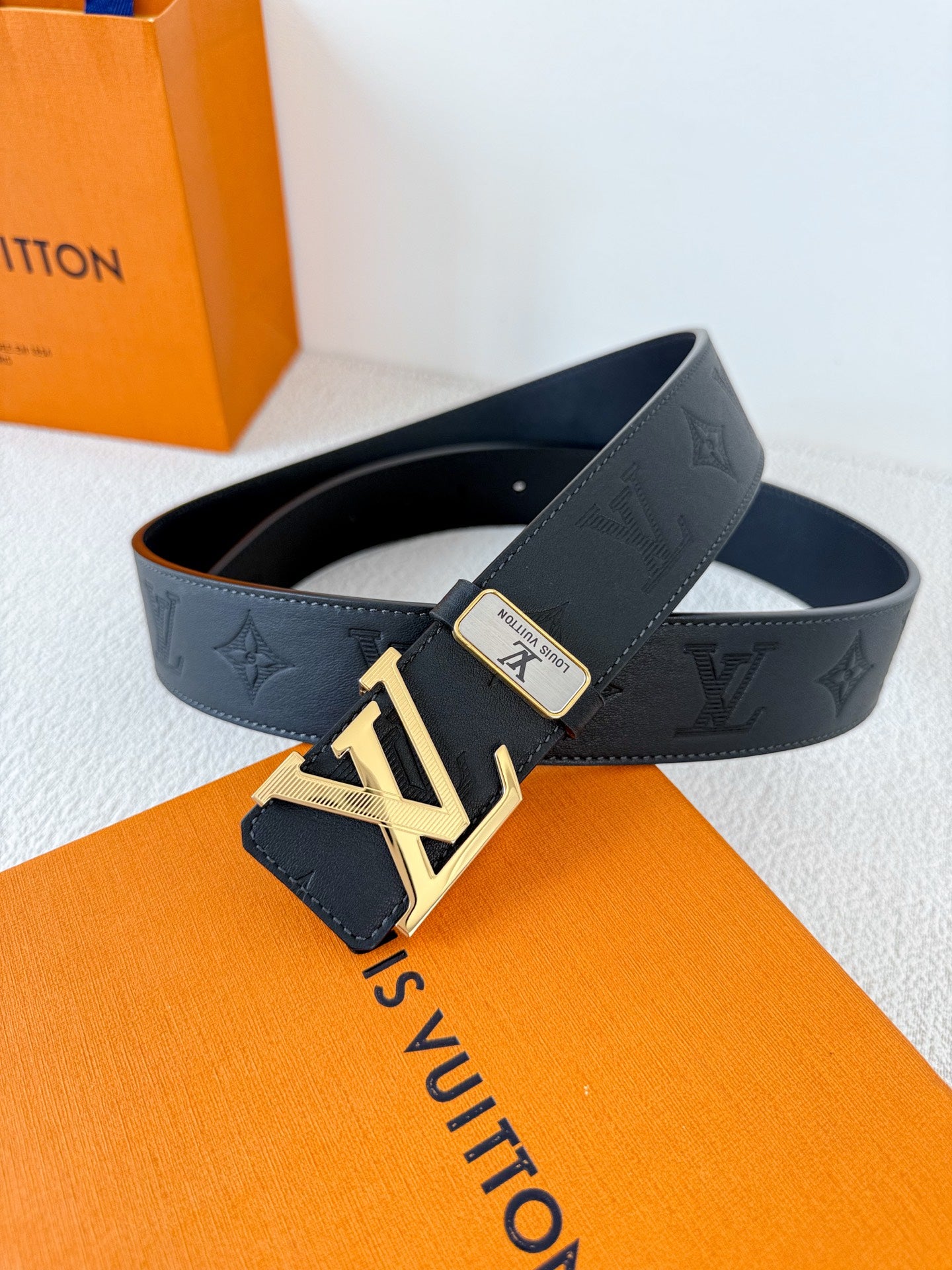 China Replica LV Belts 52usd Only