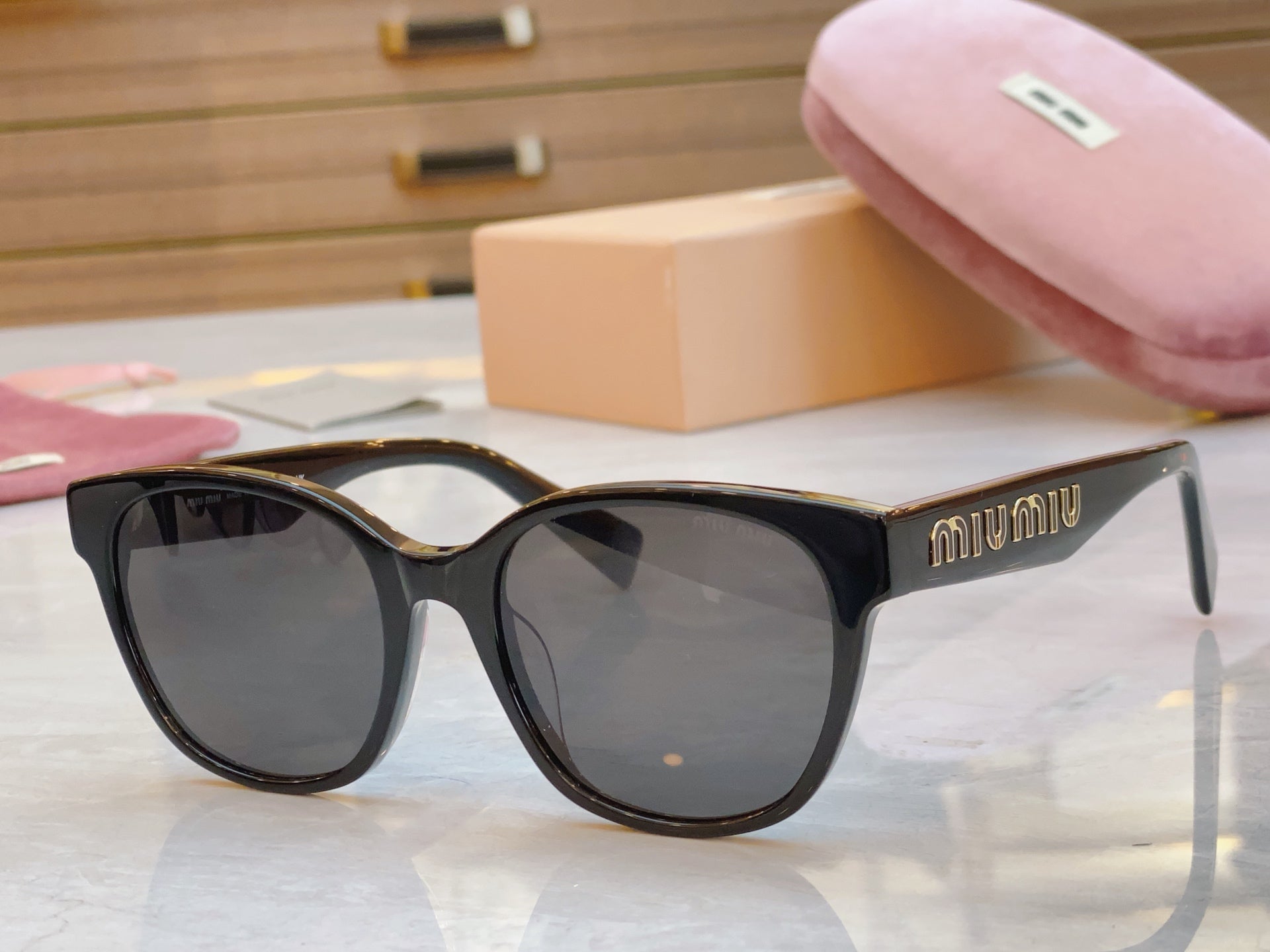 China Replica MiuMiu Sunglasses 54usd Only