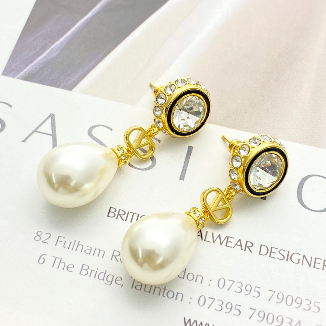 China Replica Valentino Earrings 32usd Only