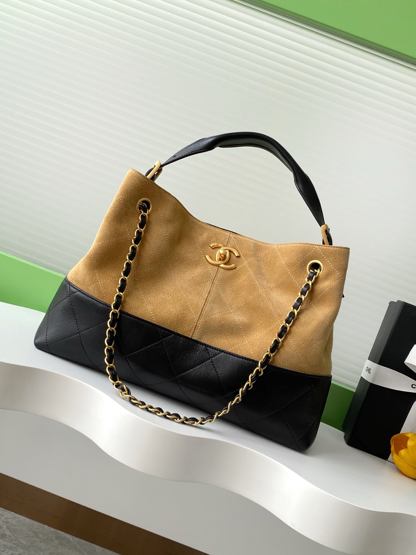 China Replica Chanel Handbags 267usd Only