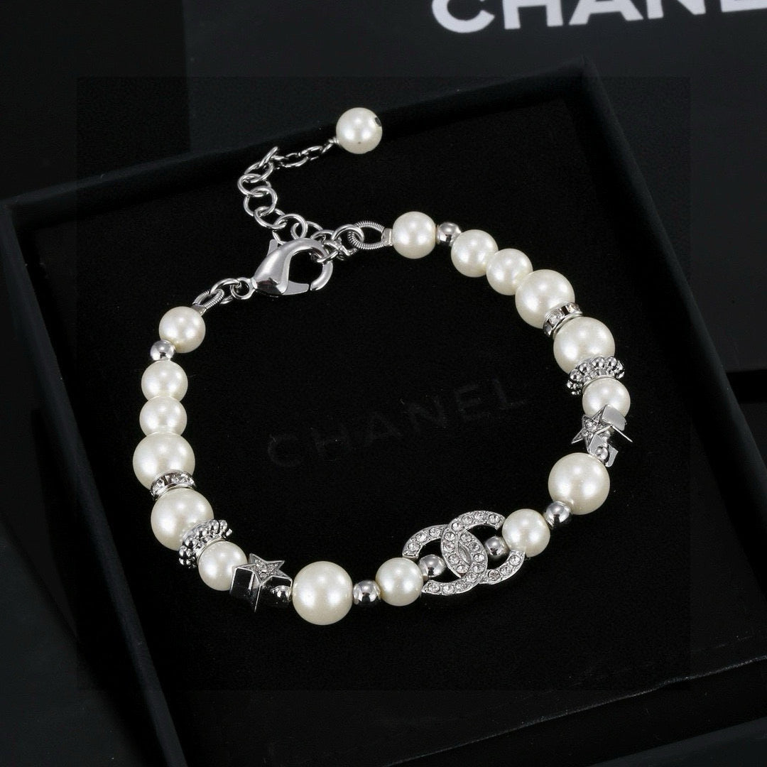 China Replica Chanel Bracelets 25usd Only