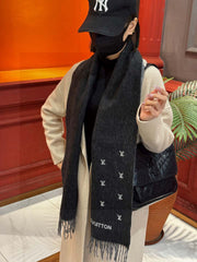 China Replica LV Scarf 52usd Only