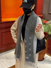 China Replica LV Scarf 52usd Only