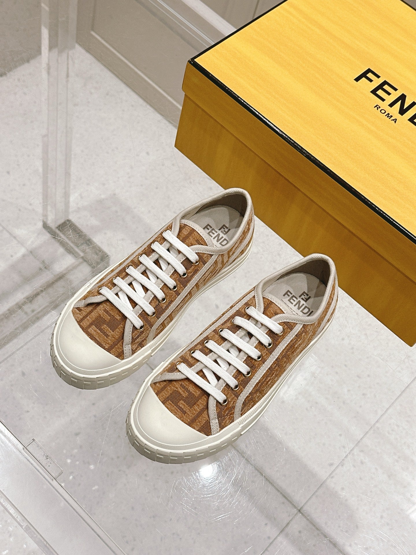 China Replica Fendi Women Shoes 94usd Only