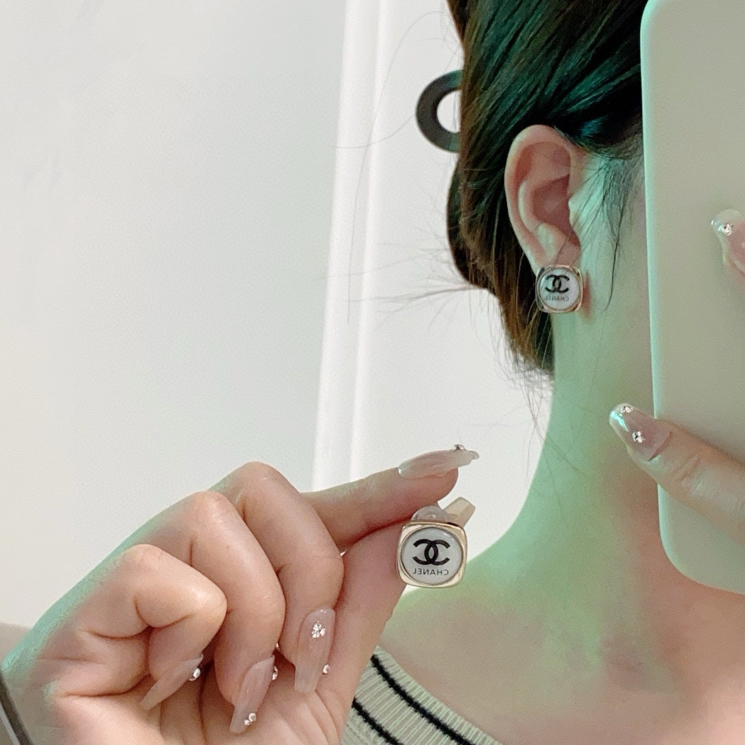 China Replica Chanel Earrings 25usd Only