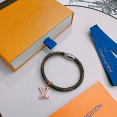 China Replica LV Bracelets 40usd Only