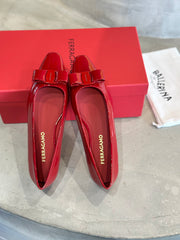 China Replica Ferragamo Women Shoes 102usd Only