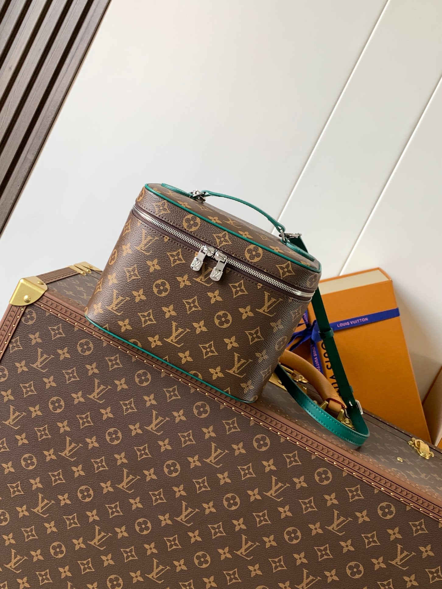China Replica LV Handbags 120usd Only