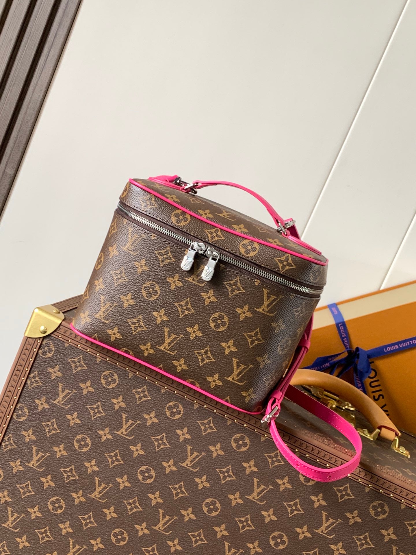 China Replica LV Handbags 120usd Only