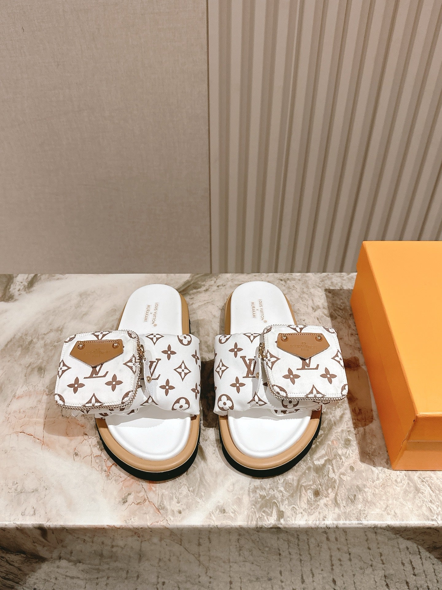 China Replica LV Women Shoes 77usd Only