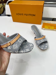 China Replica LV Women Shoes 74usd Only