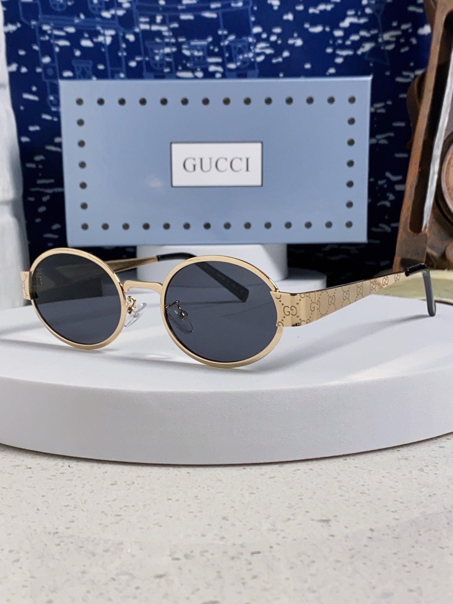 China Replica Gucci Sunglasses 30usd Only