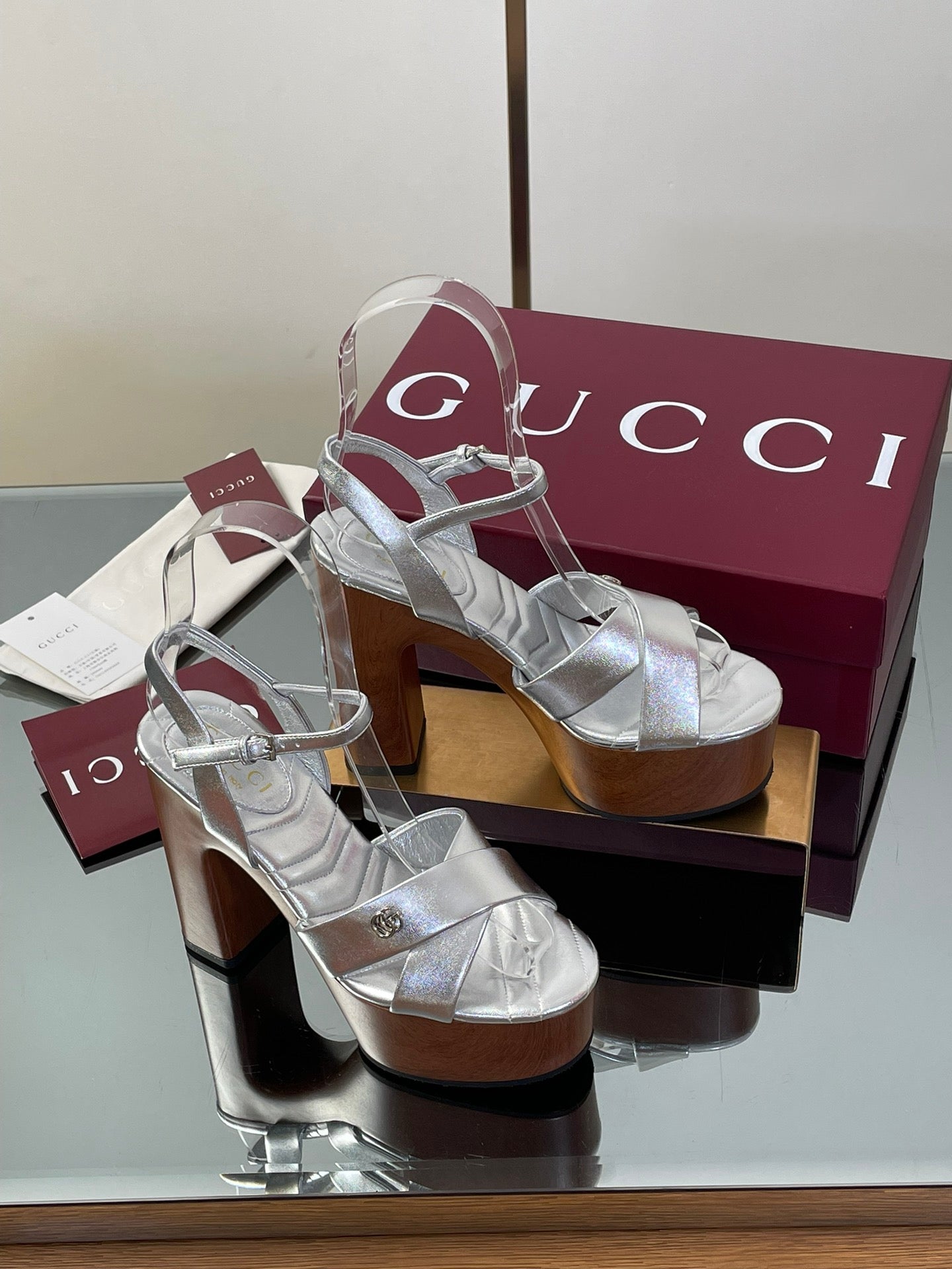 China Replica Gucci Women Shoes 112usd Only