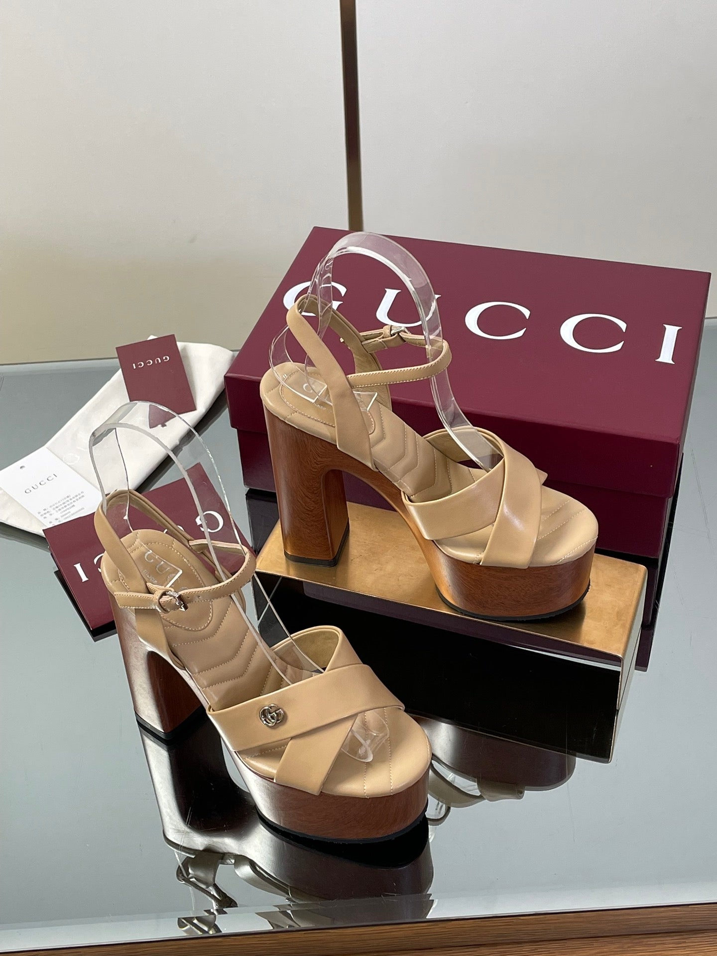 China Replica Gucci Women Shoes 112usd Only