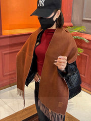 China Replica Loewe Scarf 50usd Only