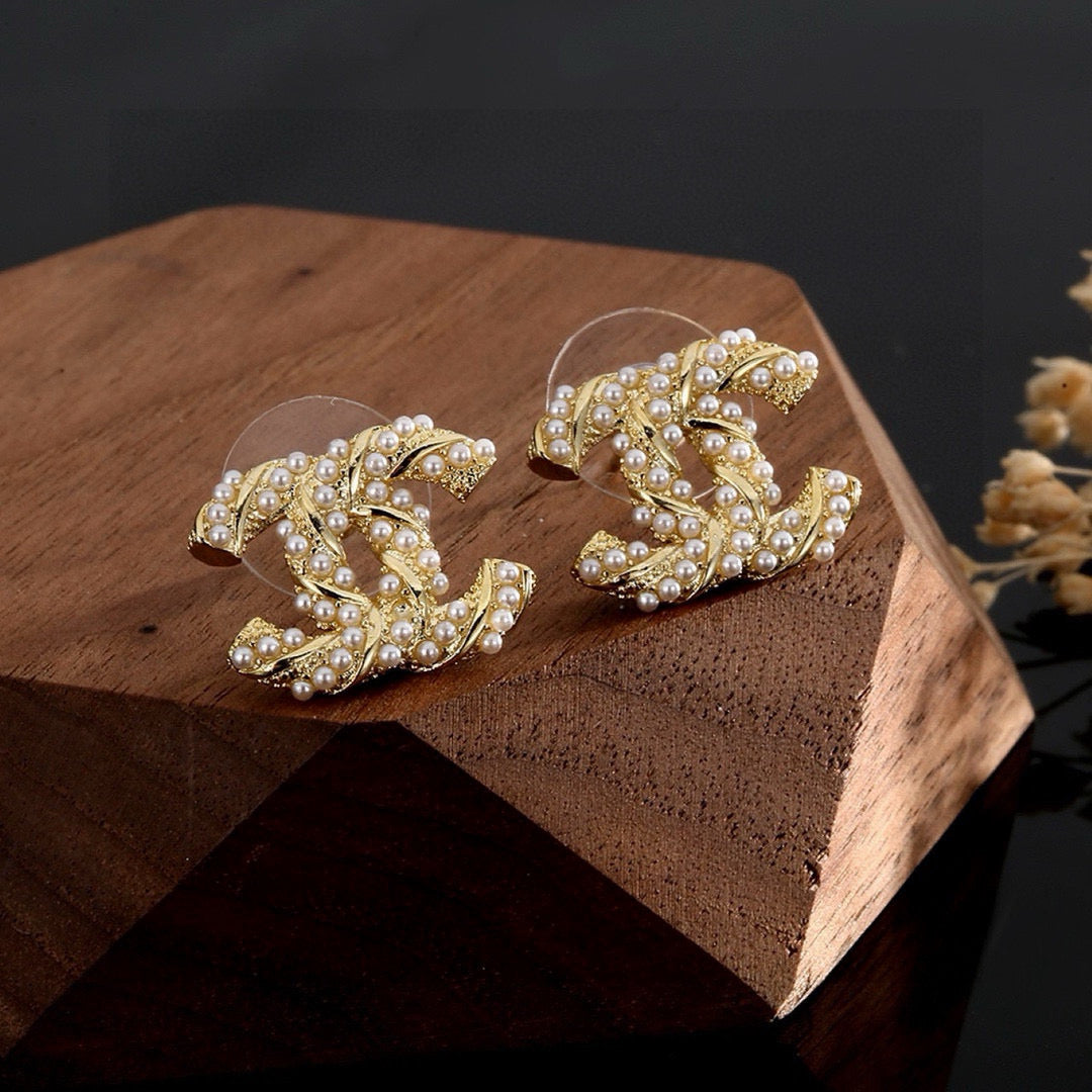 China Replica Chanel Earrings 18usd Only