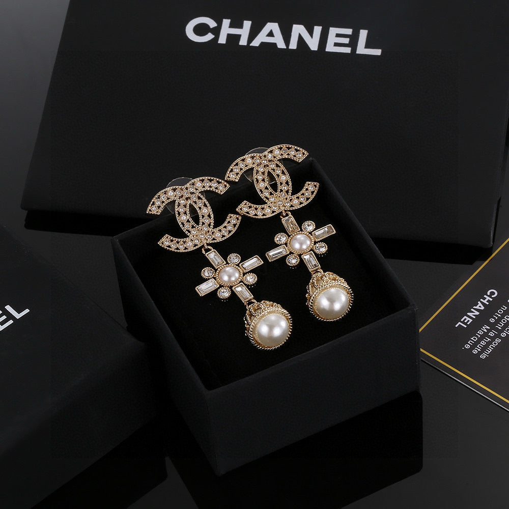 China Replica Chanel Earrings 25usd Only