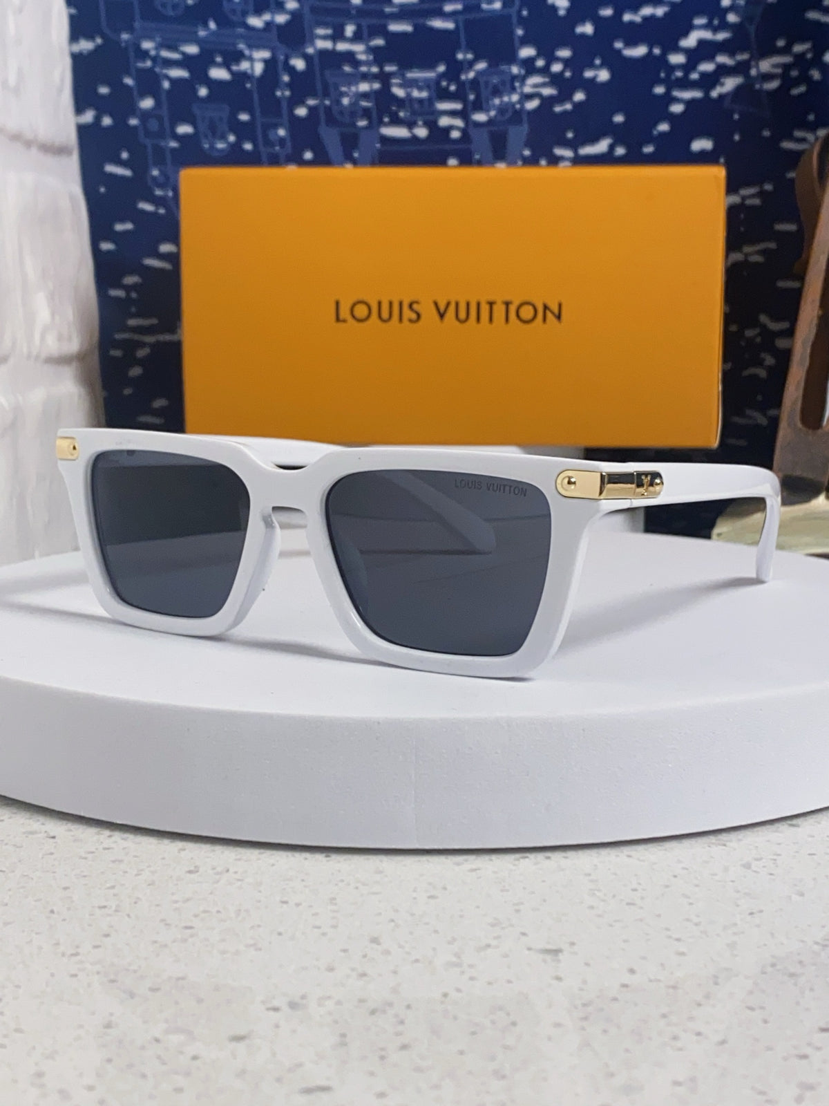 China Replica LV Sunglasses 32usd Only