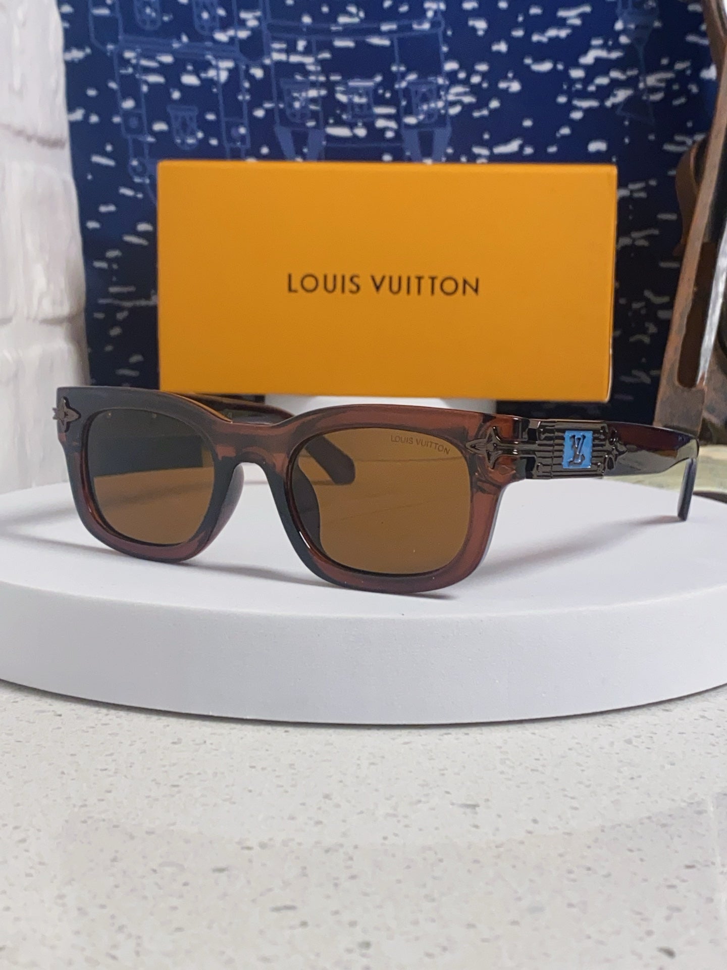 China Replica LV Sunglasses 32usd Only