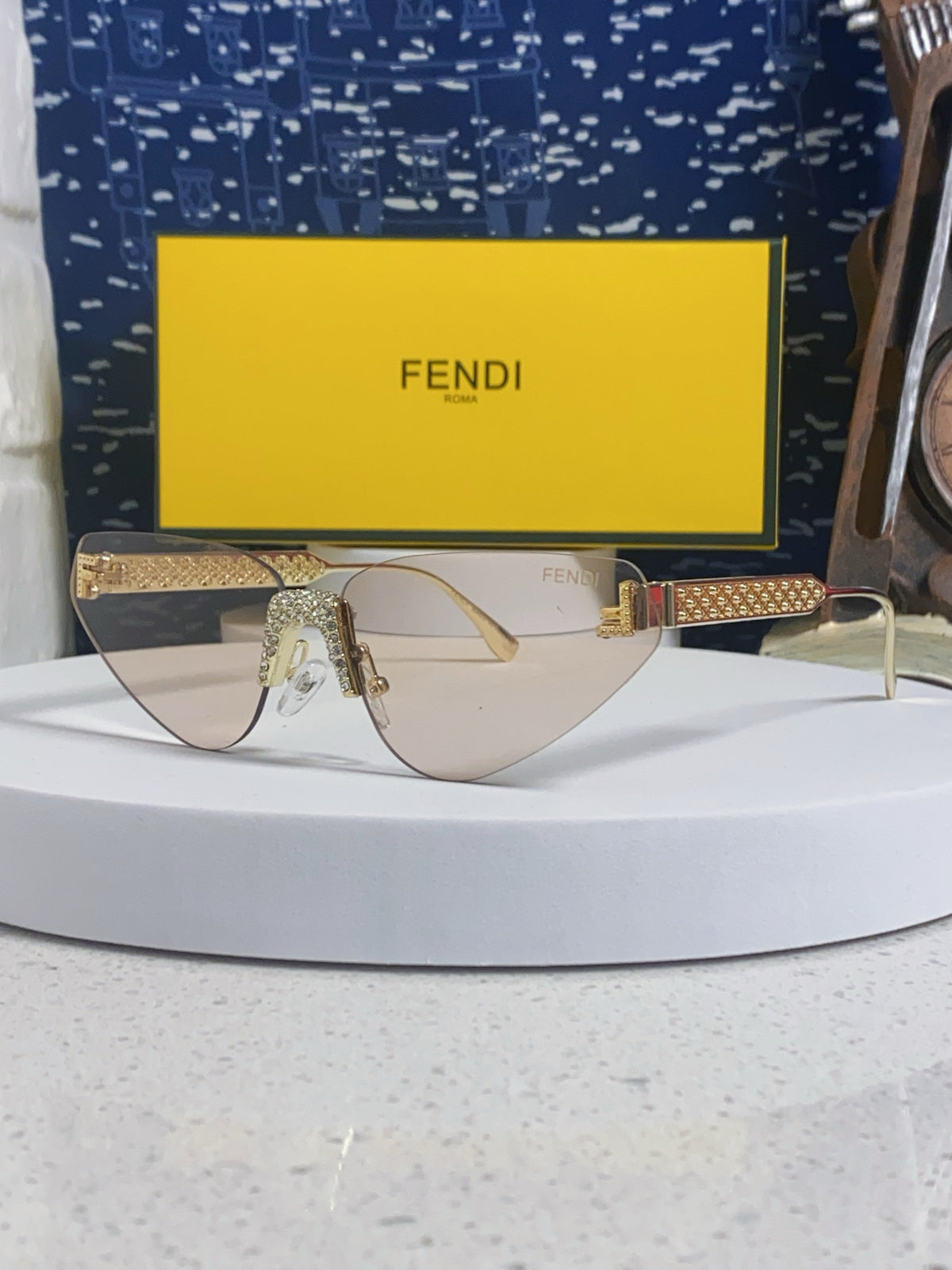China Replica Fendi Sunglasses 34usd Only