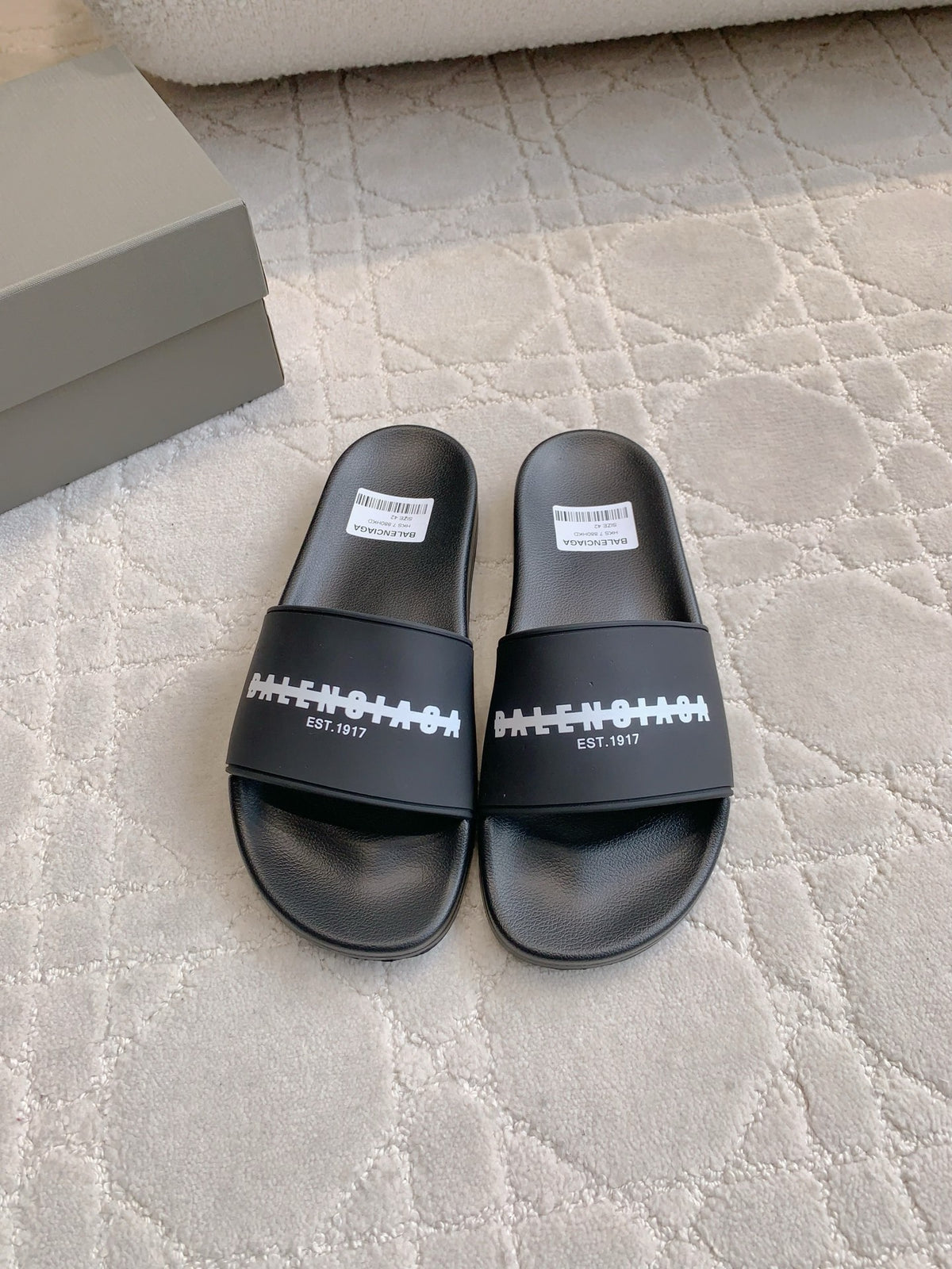 China Replica Balenciaga Women Shoes 63usd Only