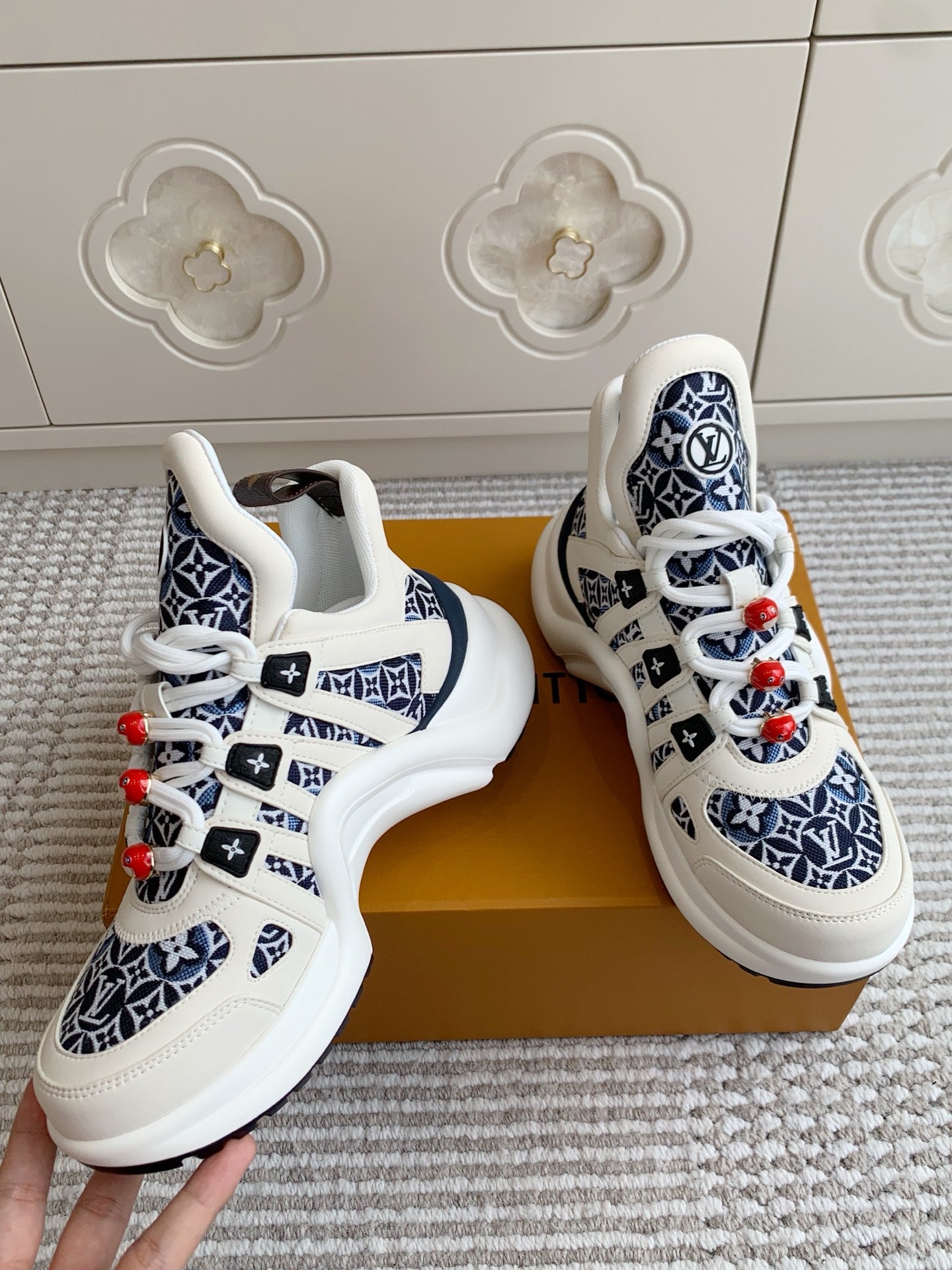 China Replica LV Women Shoes 144usd Only