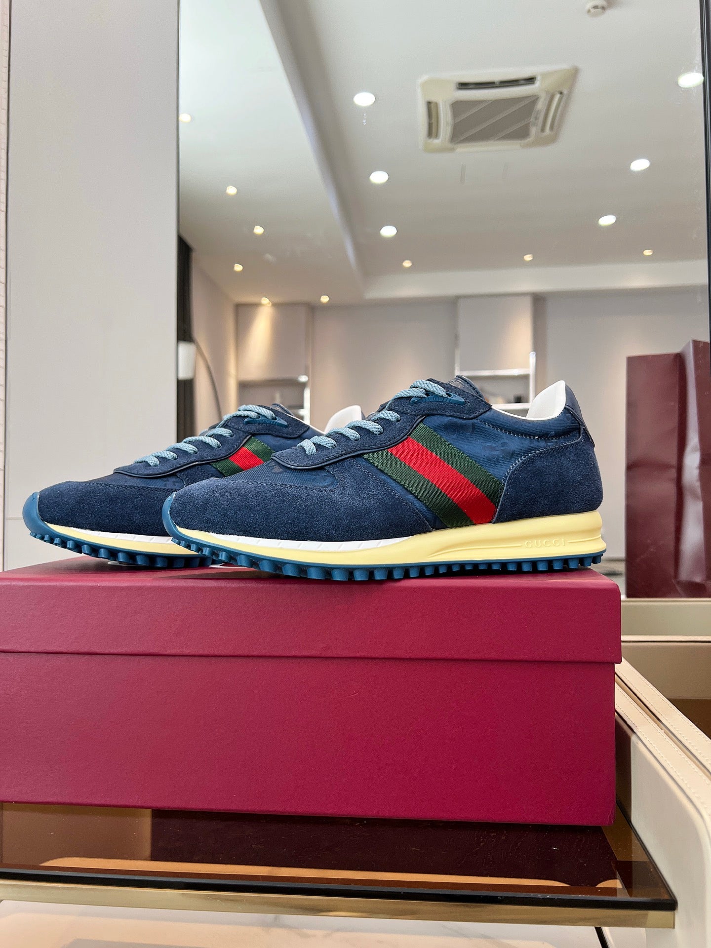 China Replica Gucci Women Shoes 102usd Only