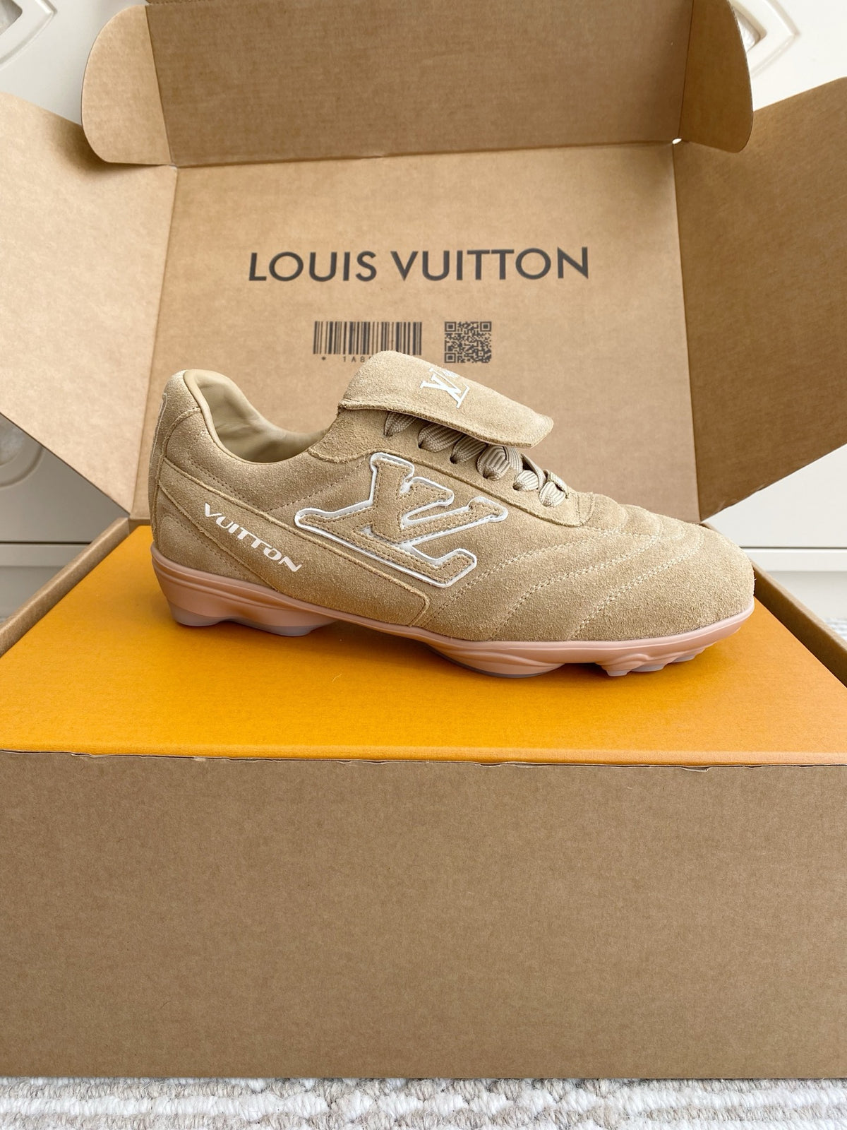 China Replica LV Women Shoes 126usd Only