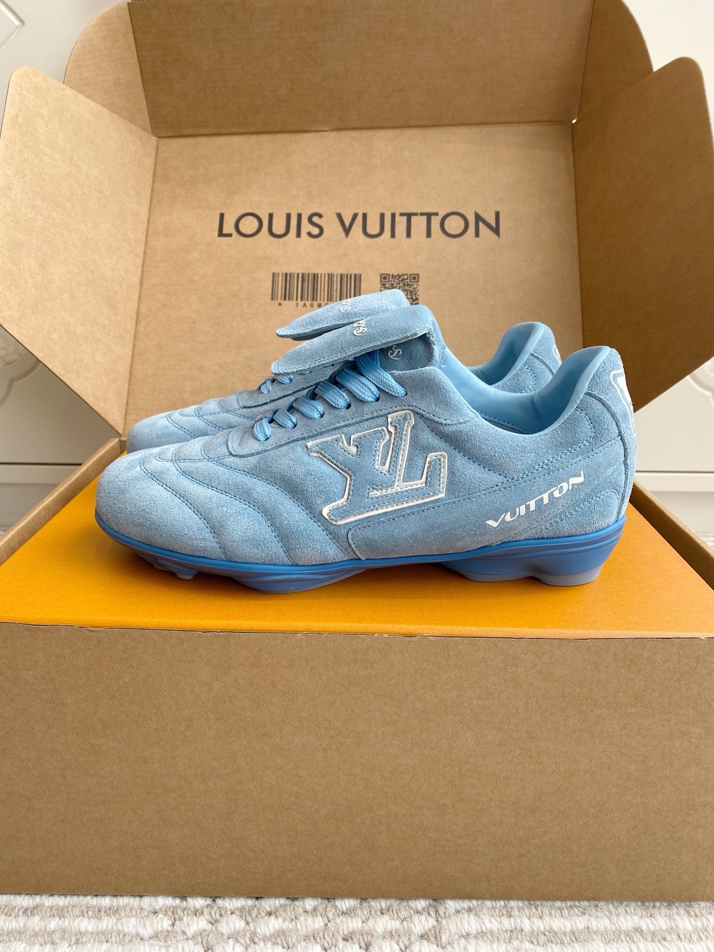 China Replica LV Women Shoes 126usd Only