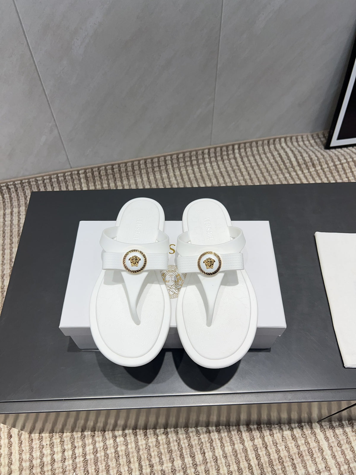 China Replica Versace Women Shoes 59usd Only
