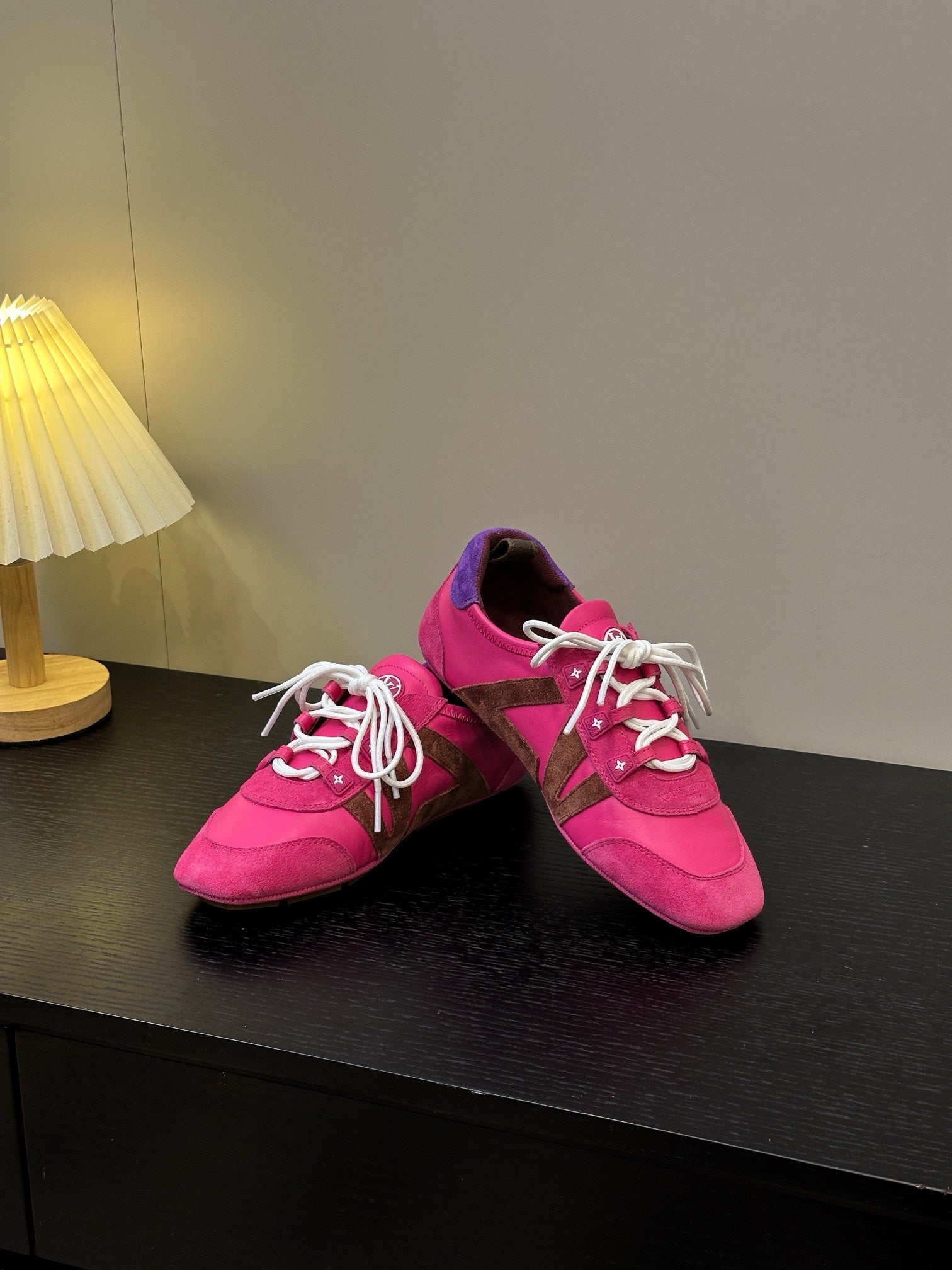 China Replica LV Women Shoes 80usd Only