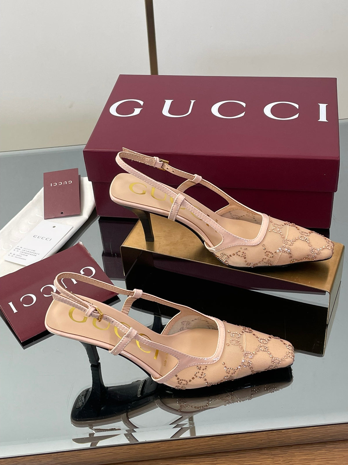 China Replica Gucci Women Shoes 102usd Only