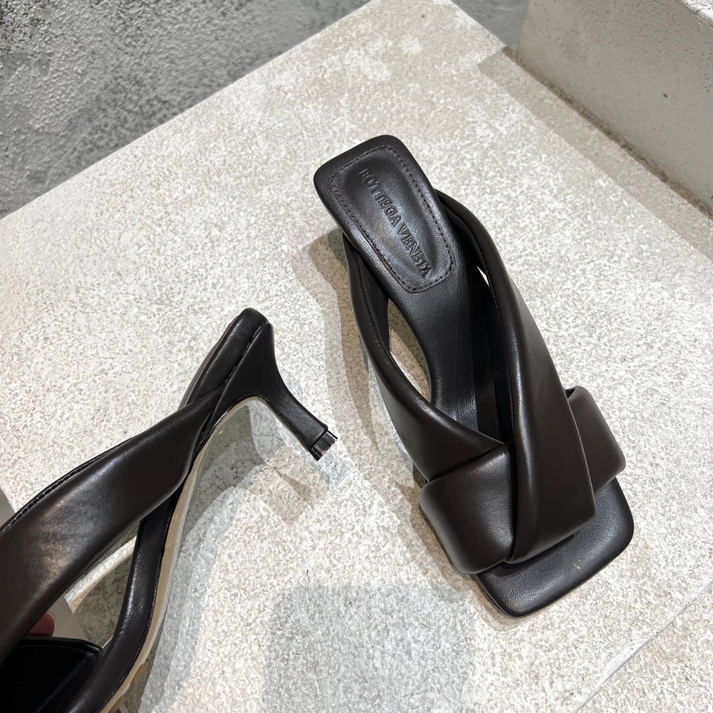 China Replica Bottega Veneta Women Shoes 105usd Only